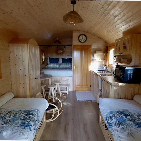 Luxury tent Lesdeuxgeais Sainte-Opportune-du-Bosc